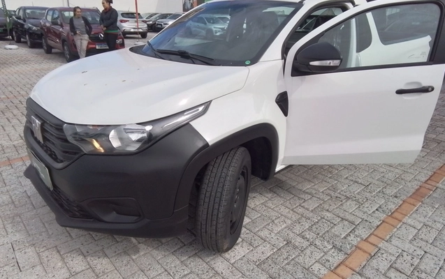 imagem-https://www.socarrao.com.br/sc-vehicle-images-prod/3976015/1789886586858-2_010440.jpg