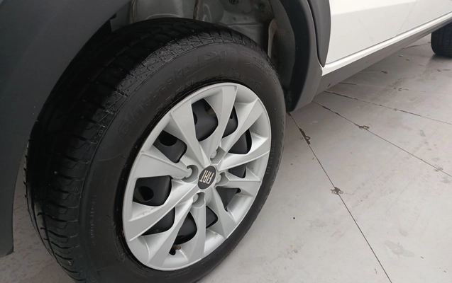imagem-https://www.socarrao.com.br/sc-vehicle-images-prod/3976695/1789887267117-2_102443.jpg