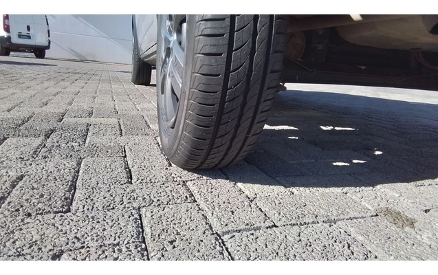 imagem-https://www.socarrao.com.br/sc-vehicle-images-prod/3976967/1789887459170-1_084542.jpg