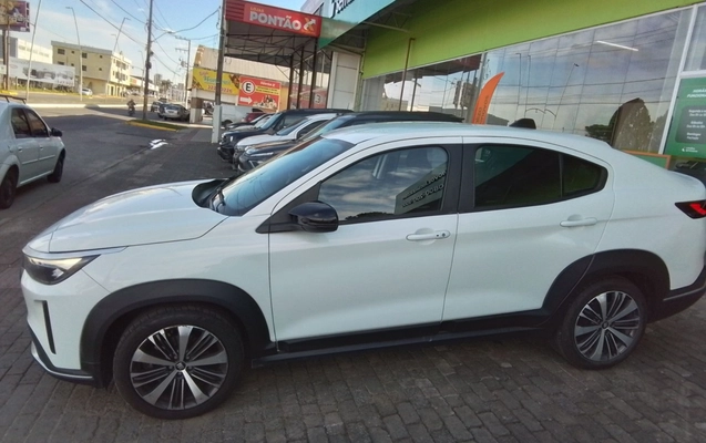 imagem-https://www.socarrao.com.br/sc-vehicle-images-prod/3976976/1789887465546-2_032140.jpg