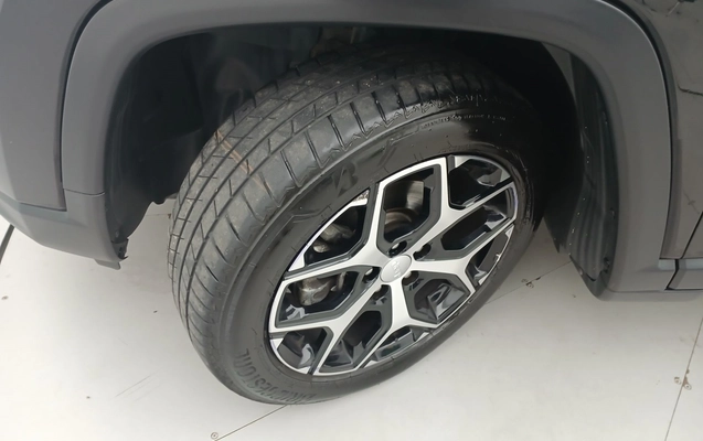 imagem-https://www.socarrao.com.br/sc-vehicle-images-prod/3977067/1789887549984-1_121237.jpg