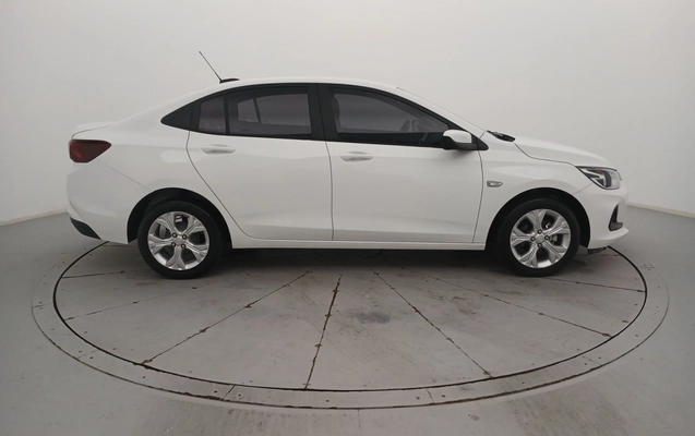 imagem-https://www.socarrao.com.br/sc-vehicle-images-prod/3977085/1789887559832-1_070055.jpg