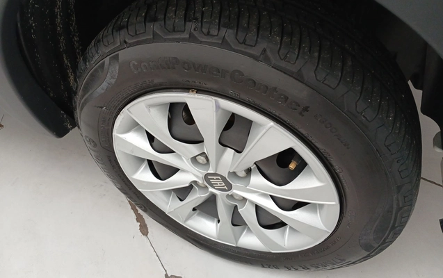 imagem-https://www.socarrao.com.br/sc-vehicle-images-prod/3977089/1789887563438-1_052806.jpg
