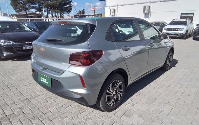 imagem-https://www.socarrao.com.br/sc-vehicle-images-prod/3977126/1789887603364-1_065003.jpg