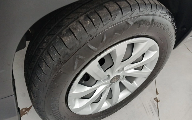 imagem-https://www.socarrao.com.br/sc-vehicle-images-prod/3977152/1789887637707-1_021320.jpg