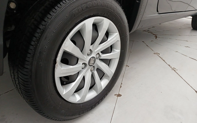 imagem-https://www.socarrao.com.br/sc-vehicle-images-prod/3977152/1789887637712-2_021322.jpg
