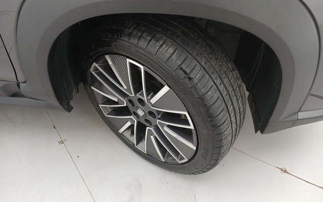 imagem-https://www.socarrao.com.br/sc-vehicle-images-prod/3977224/1789887734831-1_121241.jpg