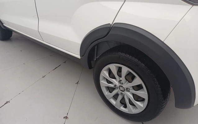 imagem-https://www.socarrao.com.br/sc-vehicle-images-prod/3977323/1789887922932-1_032004.jpg