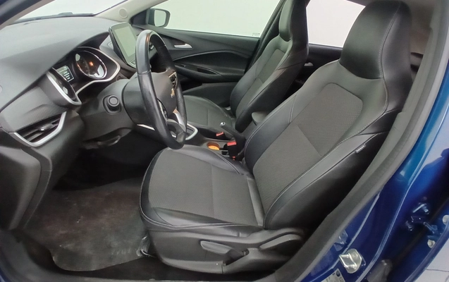 imagem-https://www.socarrao.com.br/sc-vehicle-images-prod/3977328/1789887936310-1_111554.jpg