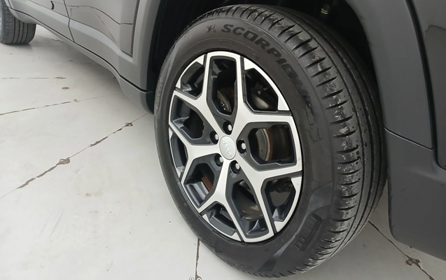 imagem-https://www.socarrao.com.br/sc-vehicle-images-prod/3977339/1789887985229-1_123652.jpg
