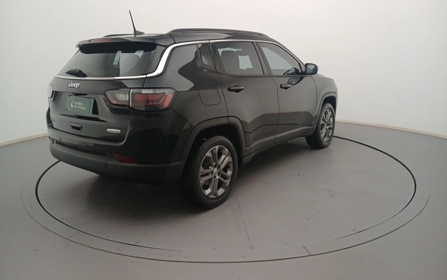 imagem-https://www.socarrao.com.br/sc-vehicle-images-prod/3977393/1789888468828-1_034959.jpg