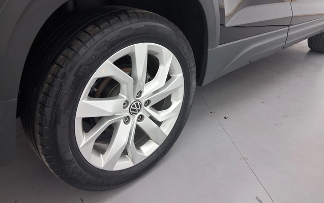 imagem-https://www.socarrao.com.br/sc-vehicle-images-prod/3977399/1789888550992-1_012220.jpg