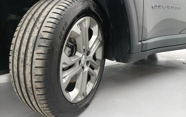 imagem-https://www.socarrao.com.br/sc-vehicle-images-prod/3977409/1789888664037-1_035026.jpg