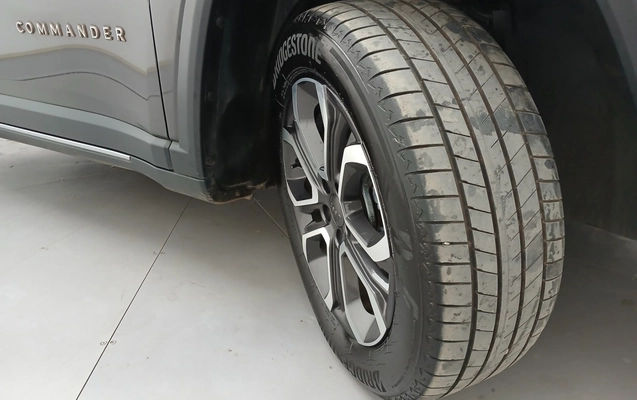 imagem-https://www.socarrao.com.br/sc-vehicle-images-prod/3977411/1789888733969-1_035229.jpg