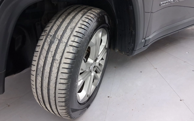 imagem-https://www.socarrao.com.br/sc-vehicle-images-prod/3977415/1789888805618-1_035003.jpg