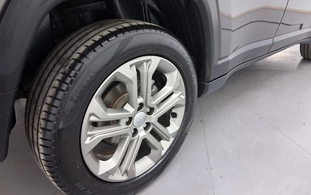 imagem-https://www.socarrao.com.br/sc-vehicle-images-prod/3977415/1789888805625-1_035008.jpg