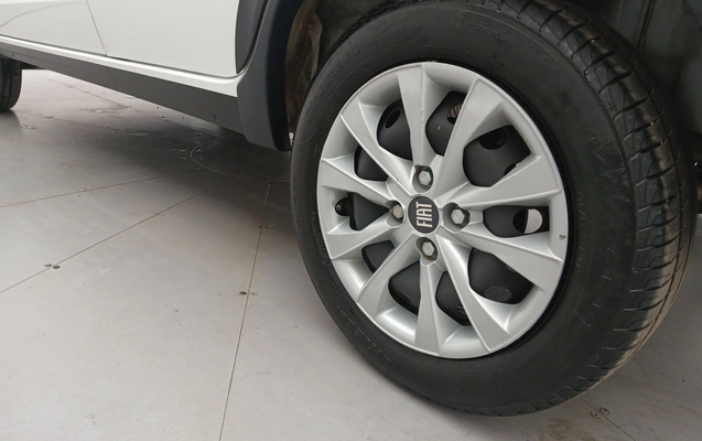 imagem-https://www.socarrao.com.br/sc-vehicle-images-prod/3977503/1789889524978-2_041523.jpg