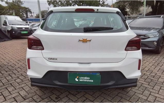 imagem-https://www.socarrao.com.br/sc-vehicle-images-prod/3977641/1789889800240-2_030617.jpg