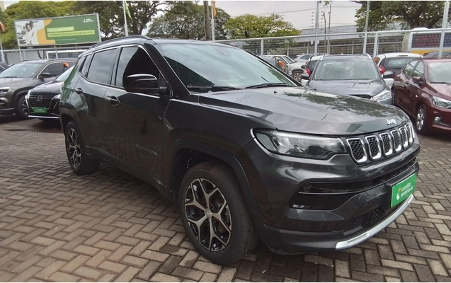 imagem-https://www.socarrao.com.br/sc-vehicle-images-prod/3977662/1789889819082-2_042849.jpg