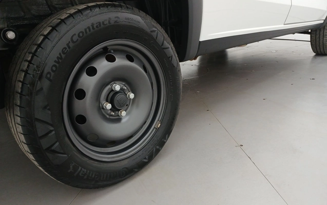 imagem-https://www.socarrao.com.br/sc-vehicle-images-prod/3977795/1789889974021-2_091541.jpg