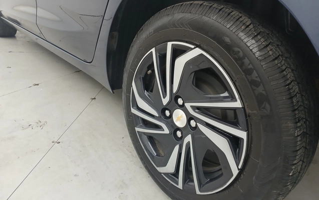 imagem-https://www.socarrao.com.br/sc-vehicle-images-prod/3977812/1789889985374-2_052251.jpg