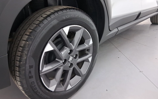 imagem-https://www.socarrao.com.br/sc-vehicle-images-prod/3977820/1789889994552-1_043714.jpg