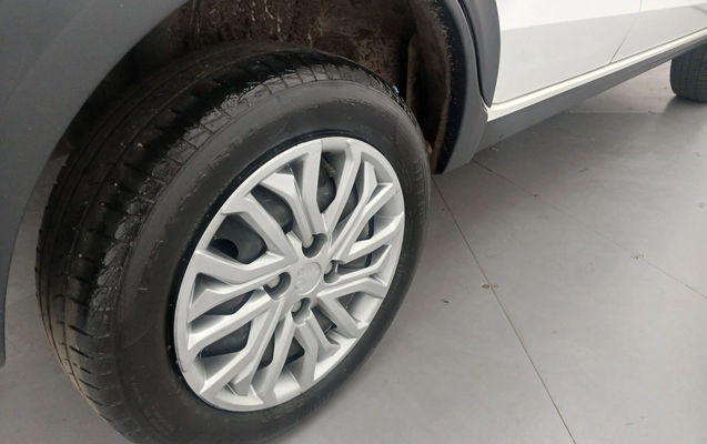 imagem-https://www.socarrao.com.br/sc-vehicle-images-prod/3977844/1789890020684-2_042942.jpg