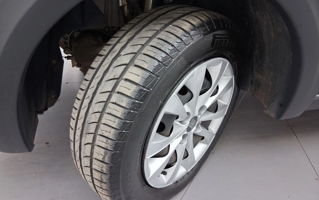 imagem-https://www.socarrao.com.br/sc-vehicle-images-prod/3977877/1789890070538-1_043841.jpg