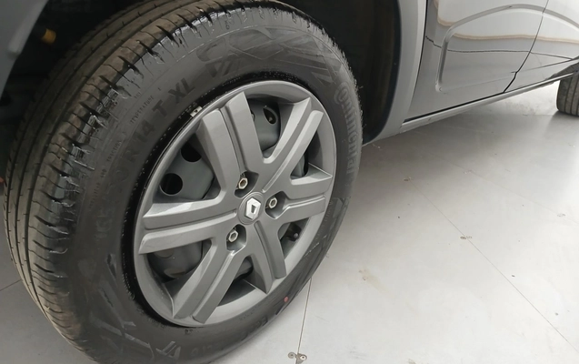 imagem-https://www.socarrao.com.br/sc-vehicle-images-prod/3977878/1789890071365-2_090103.jpg