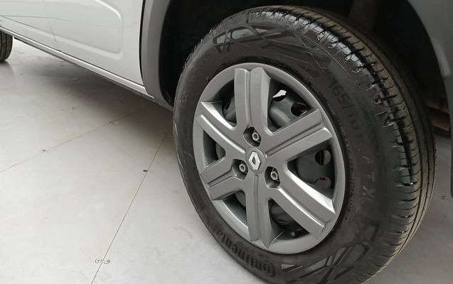 imagem-https://www.socarrao.com.br/sc-vehicle-images-prod/3977886/1789890086492-1_043902.jpg