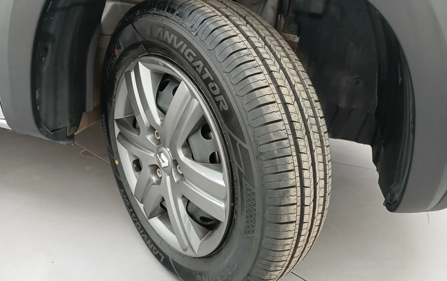 imagem-https://www.socarrao.com.br/sc-vehicle-images-prod/3977886/1789890086493-1_043907.jpg