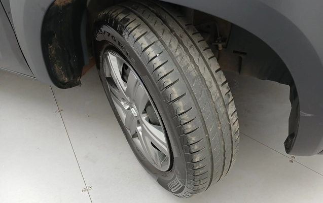 imagem-https://www.socarrao.com.br/sc-vehicle-images-prod/3977906/1789890171642-2_091854.jpg