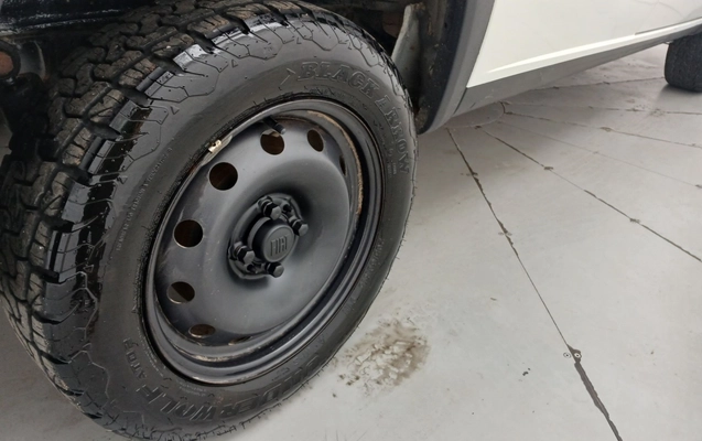 imagem-https://www.socarrao.com.br/sc-vehicle-images-prod/3978007/1789890665260-1_012628.jpg