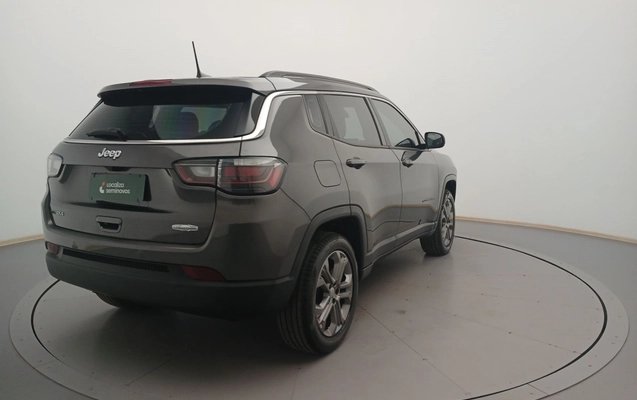 imagem-https://www.socarrao.com.br/sc-vehicle-images-prod/3978028/1789890754297-1_012354.jpg