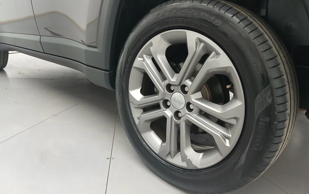 imagem-https://www.socarrao.com.br/sc-vehicle-images-prod/3978028/1789890754311-1_012405.jpg