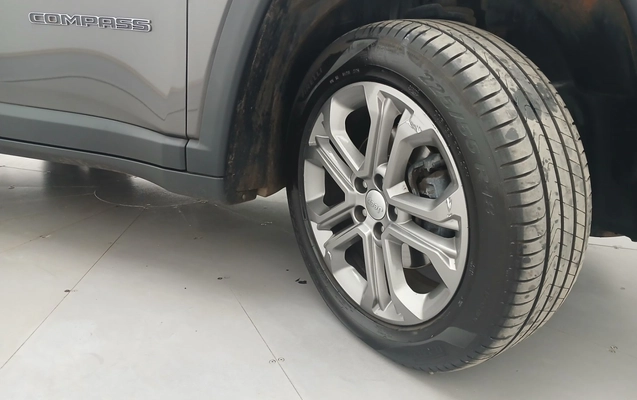 imagem-https://www.socarrao.com.br/sc-vehicle-images-prod/3978028/1789890754313-1_012407.jpg