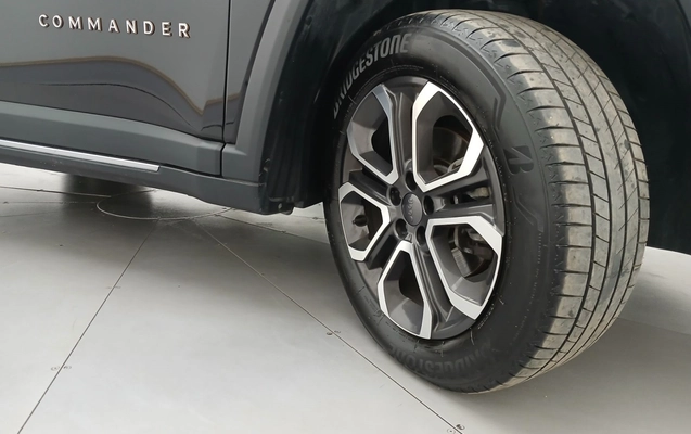 imagem-https://www.socarrao.com.br/sc-vehicle-images-prod/3978411/1789891599544-2_014004.jpg
