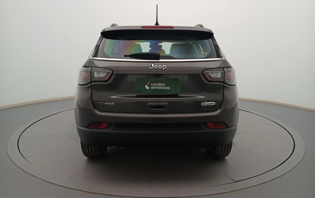 imagem-https://www.socarrao.com.br/sc-vehicle-images-prod/3978417/1789891605537-1_014808.jpg