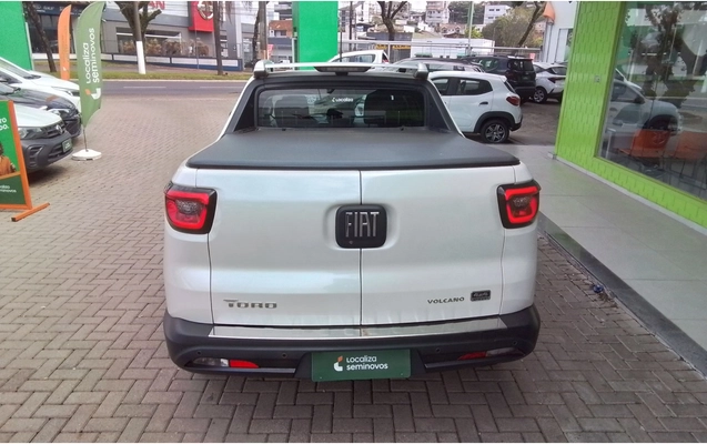 imagem-https://www.socarrao.com.br/sc-vehicle-images-prod/3978463/1789891676929-2_111537.jpg