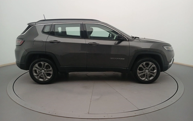 imagem-https://www.socarrao.com.br/sc-vehicle-images-prod/3978470/1789891683443-1_015807.jpg