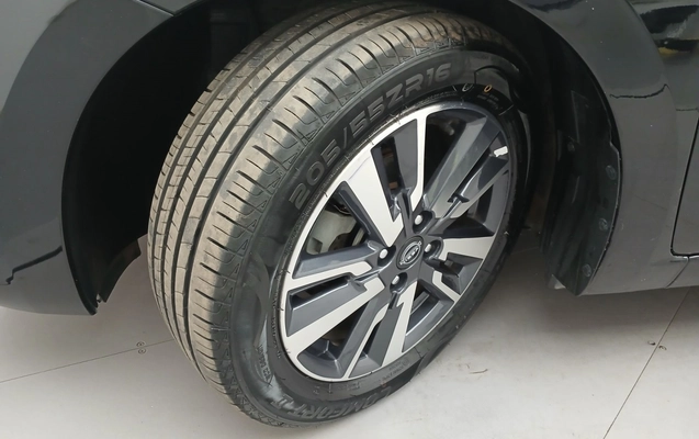 imagem-https://www.socarrao.com.br/sc-vehicle-images-prod/3978476/1789891691133-1_014135.jpg