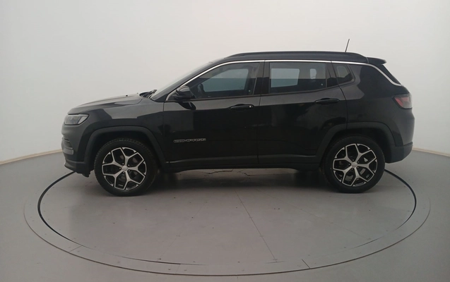 imagem-https://www.socarrao.com.br/sc-vehicle-images-prod/3978484/1789891698909-2_014443.jpg