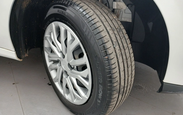 imagem-https://www.socarrao.com.br/sc-vehicle-images-prod/3978493/1789891710041-1_013236.jpg