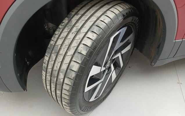 imagem-https://www.socarrao.com.br/sc-vehicle-images-prod/3978495/1789891712214-1_014654.jpg