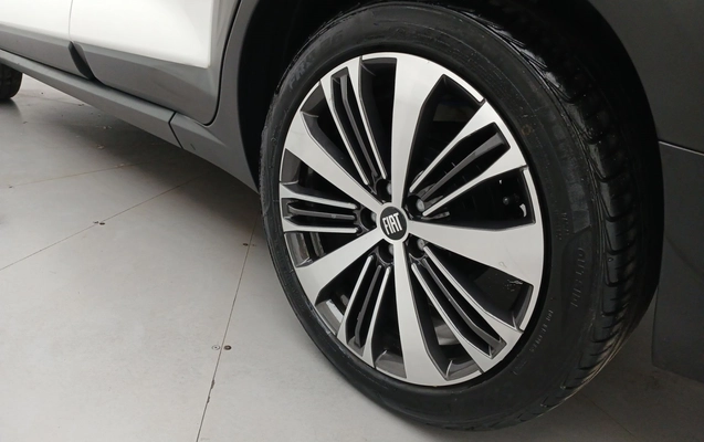 imagem-https://www.socarrao.com.br/sc-vehicle-images-prod/3978508/1789891729995-1_041617.jpg