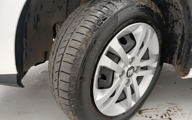 imagem-https://www.socarrao.com.br/sc-vehicle-images-prod/3978633/1789891901640-1_015150.jpg