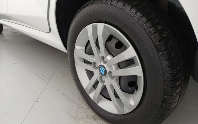 imagem-https://www.socarrao.com.br/sc-vehicle-images-prod/3978633/1789891901640-1_015152.jpg