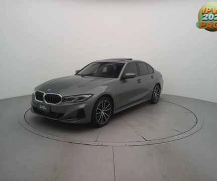 BMW 320i 2023 Cinza — foto 1 de 3