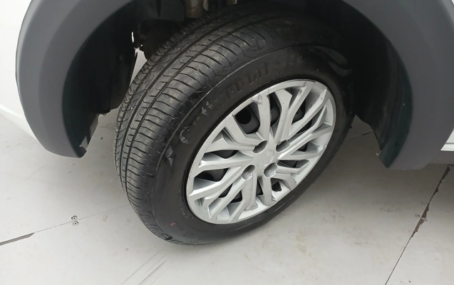 imagem-https://www.socarrao.com.br/sc-vehicle-images-prod/3978666/1789891983484-1_114609.jpg