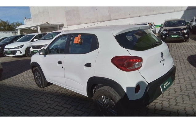 imagem-https://www.socarrao.com.br/sc-vehicle-images-prod/3979000/1789892765598-1_032351.jpg